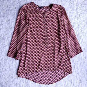 Express Geometric Print Hi-Low Blouse